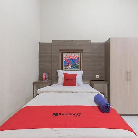 Reddoorz Resort Premium @ Sangkan Hurip Kuningan Esterno foto