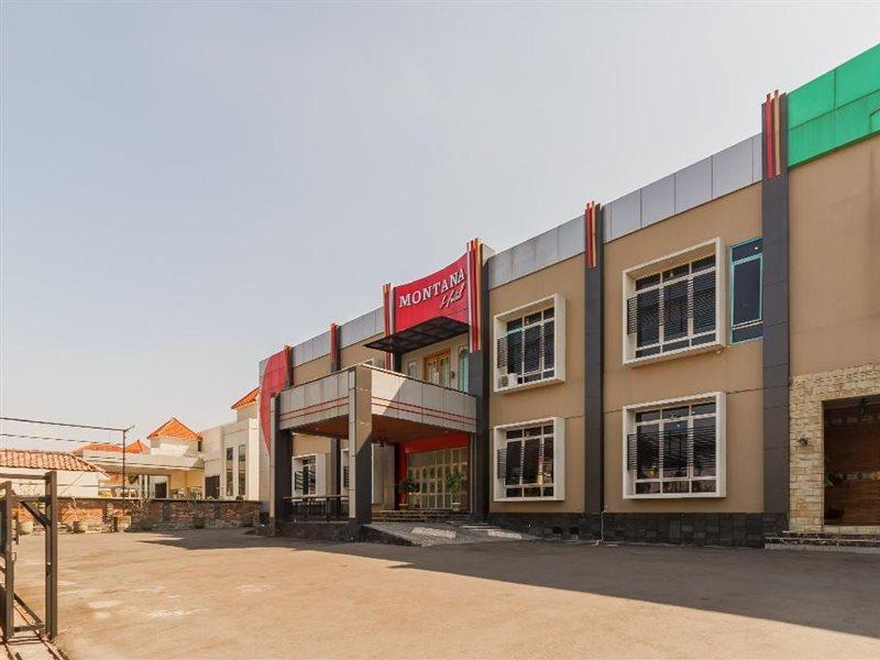 Reddoorz Resort Premium @ Sangkan Hurip Kuningan Esterno foto
