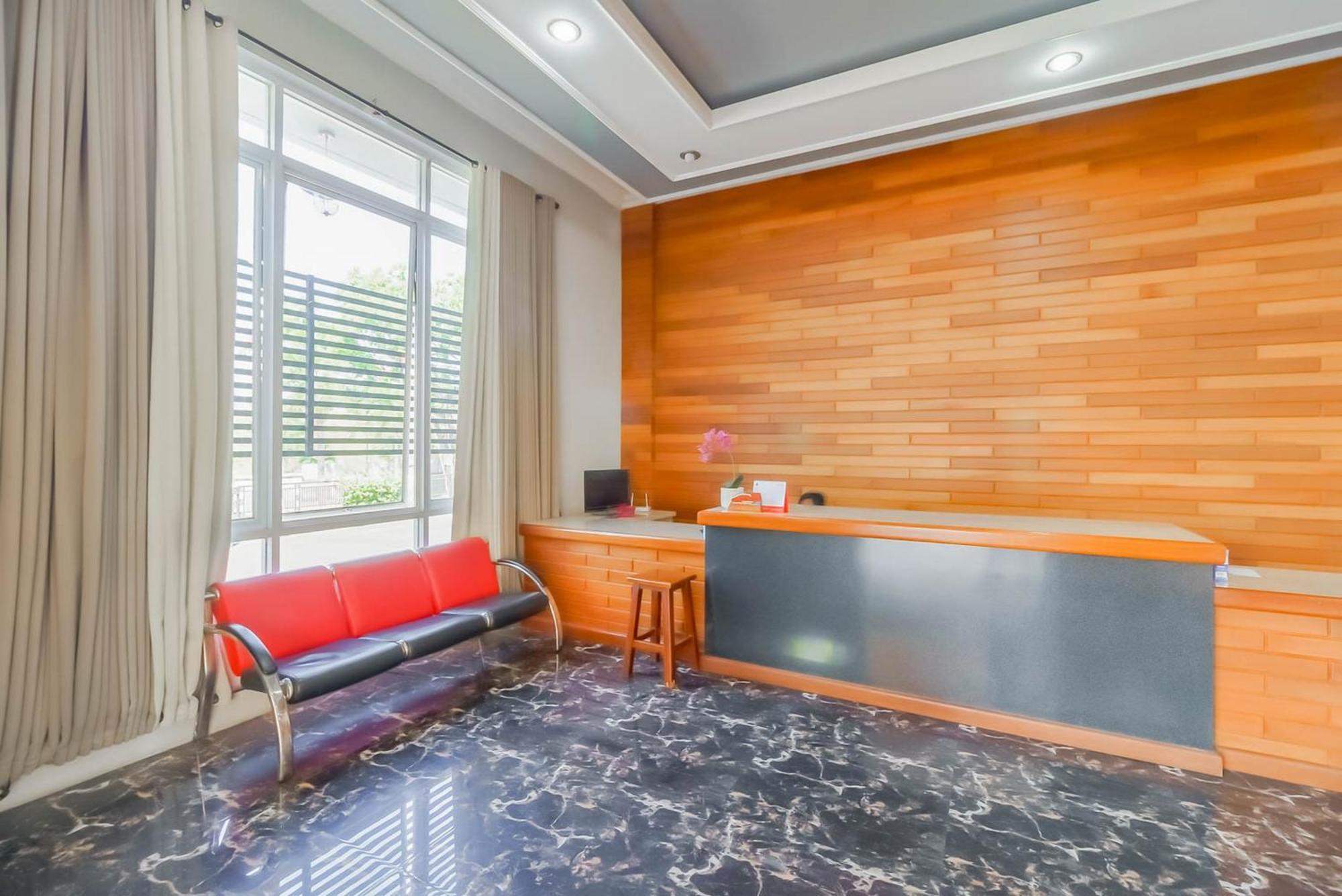 Reddoorz Resort Premium @ Sangkan Hurip Kuningan Esterno foto