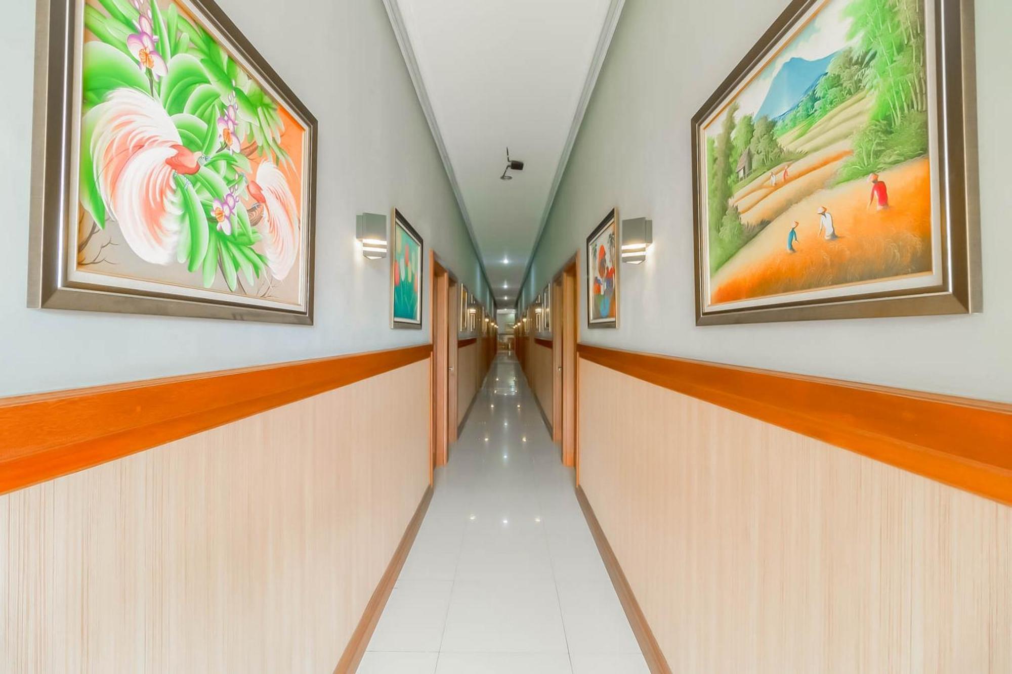 Reddoorz Resort Premium @ Sangkan Hurip Kuningan Esterno foto