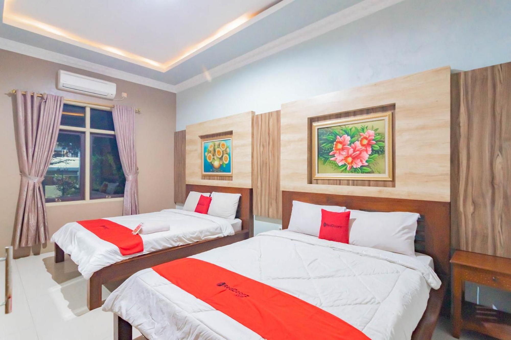 Reddoorz Resort Premium @ Sangkan Hurip Kuningan Esterno foto