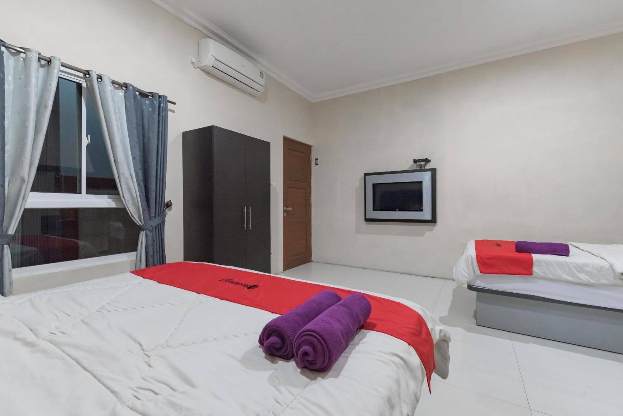 Reddoorz Resort Premium @ Sangkan Hurip Kuningan Esterno foto