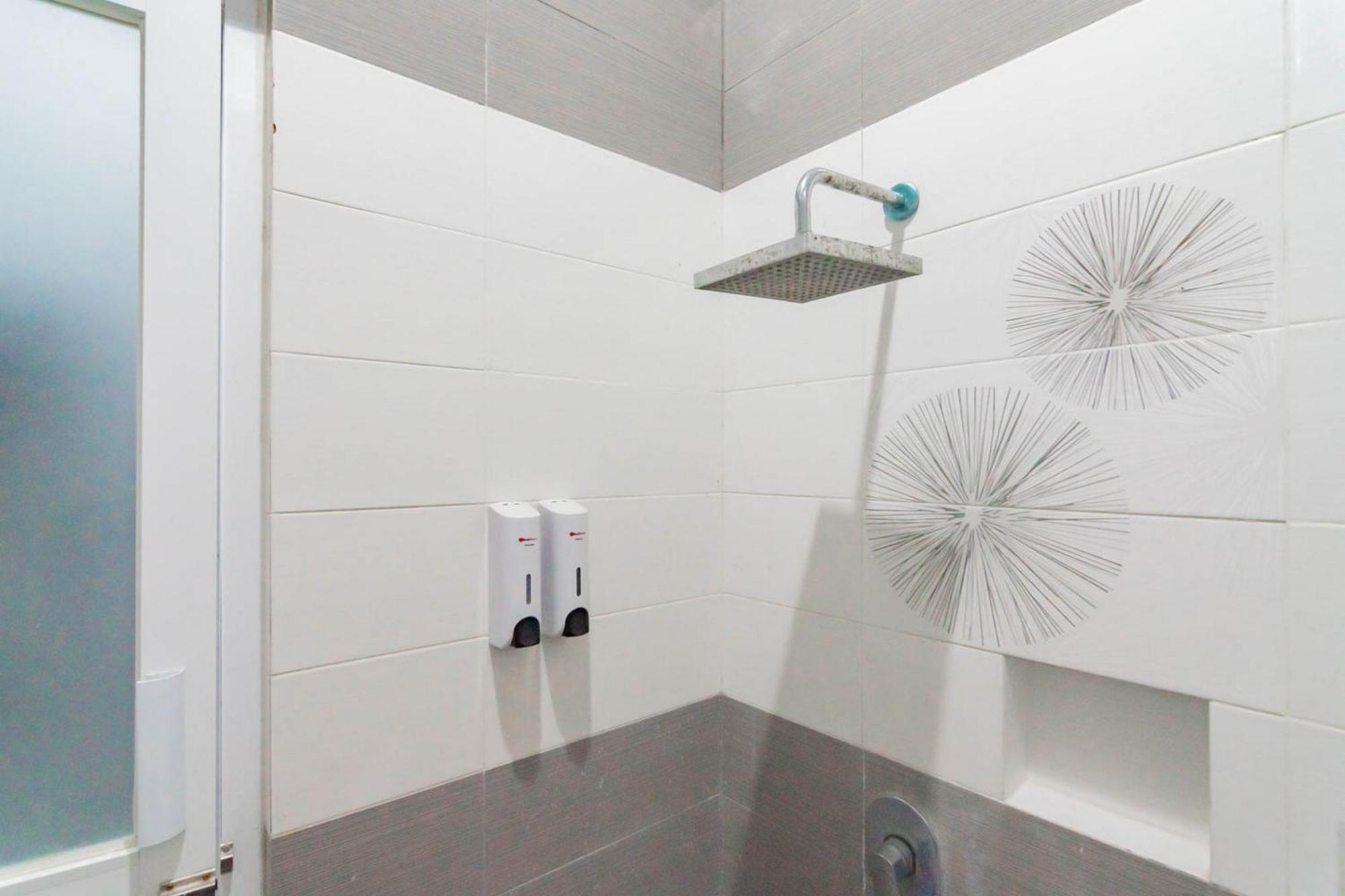 Reddoorz Resort Premium @ Sangkan Hurip Kuningan Esterno foto