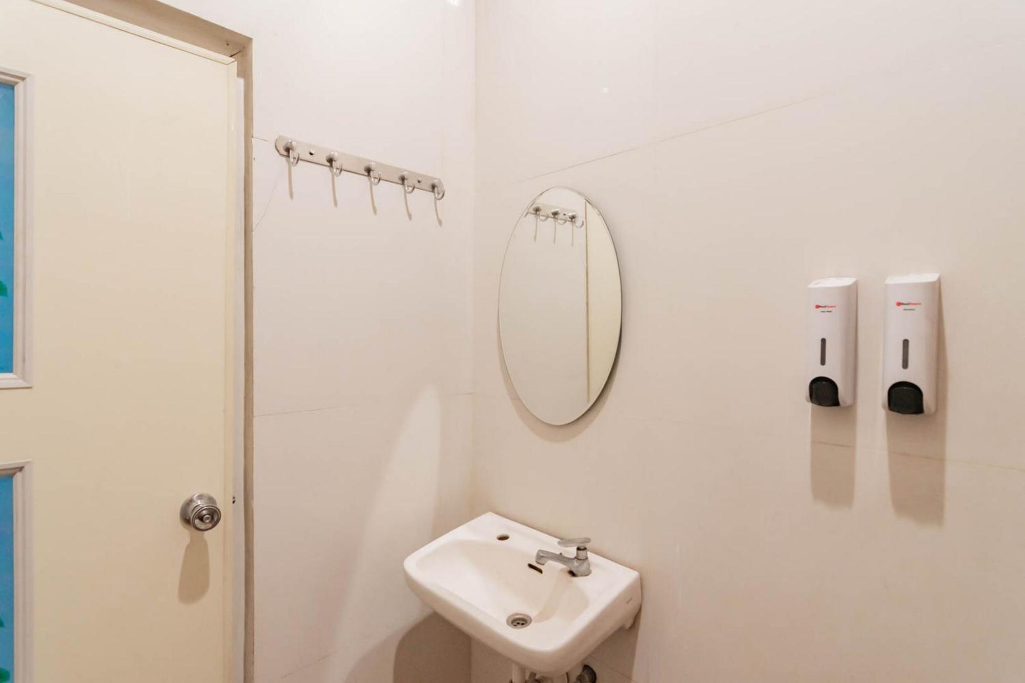 Reddoorz Resort Premium @ Sangkan Hurip Kuningan Esterno foto