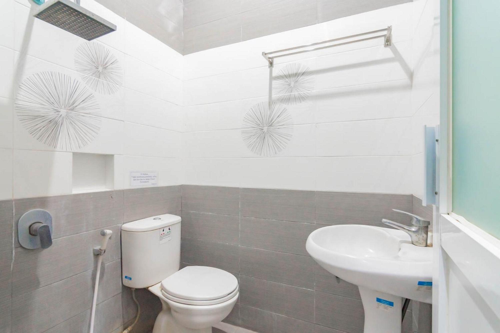 Reddoorz Resort Premium @ Sangkan Hurip Kuningan Esterno foto