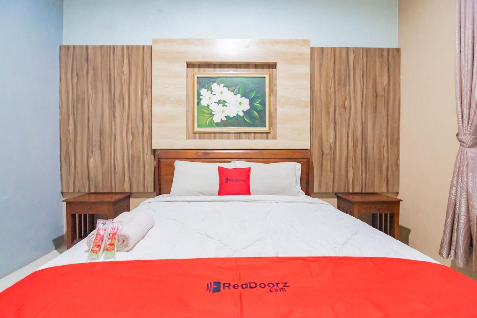 Reddoorz Resort Premium @ Sangkan Hurip Kuningan Esterno foto