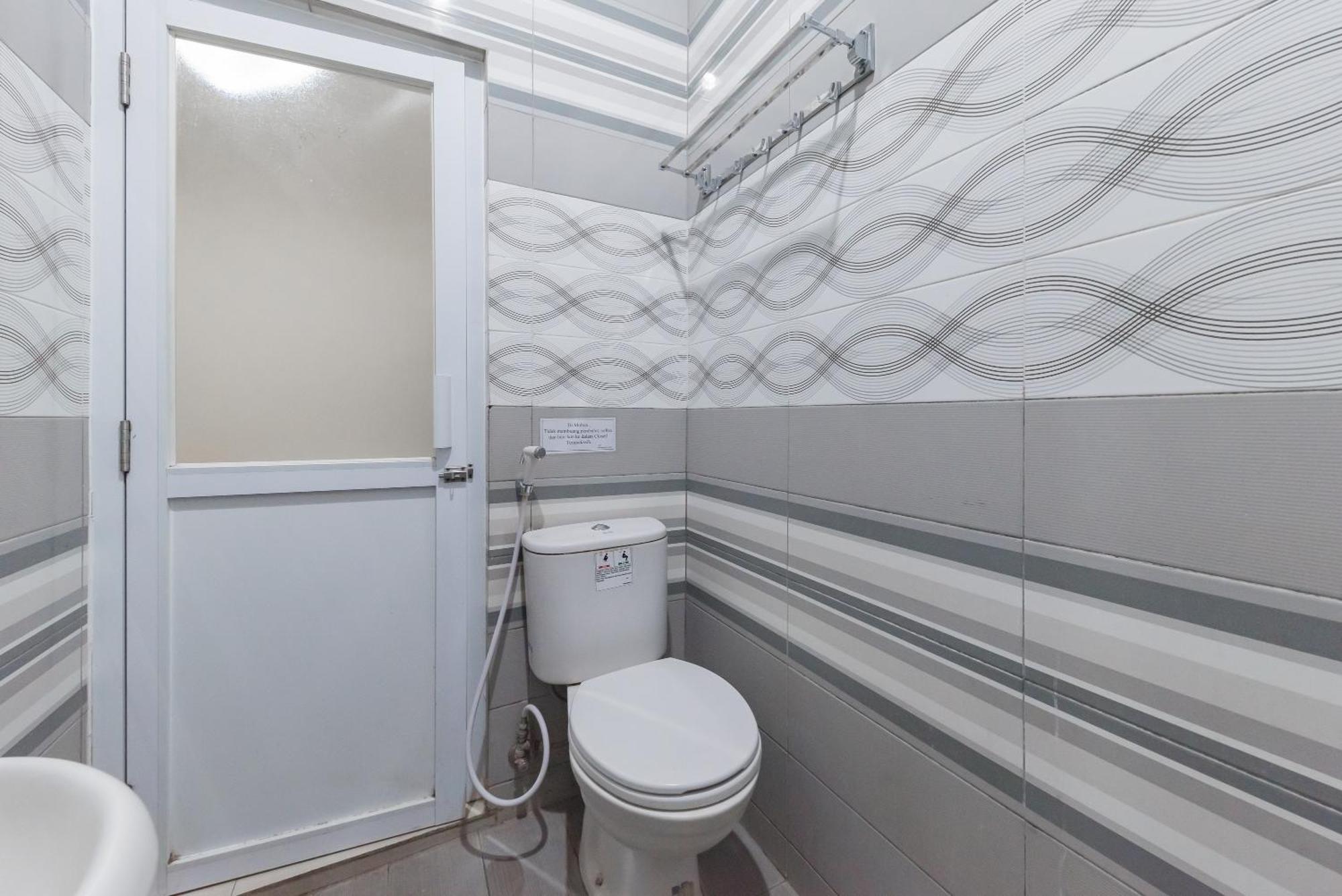 Reddoorz Resort Premium @ Sangkan Hurip Kuningan Esterno foto